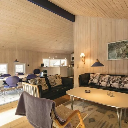 Tørveskæret Nexø Xii Feriehus *